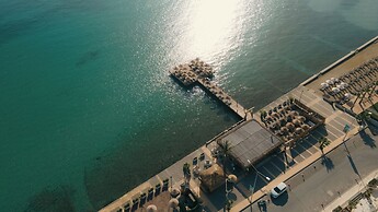 Nars Ilica Hotel Beach