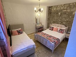 Galya Otel Alacati