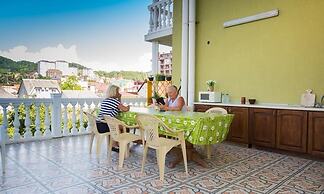 Oliviya Guest House