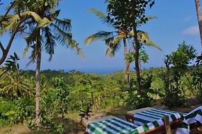 Atuh Forest Cottage