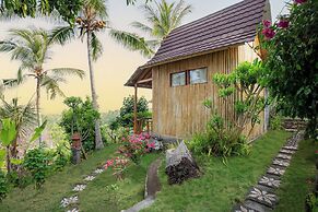 Atuh Forest Cottage