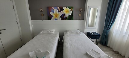 Tenes Otel