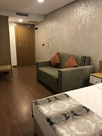 Eliza Hotel