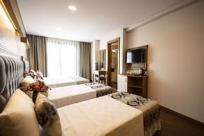 Eliza Hotel