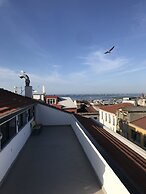 Eliza Hotel