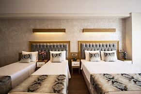 Eliza Hotel