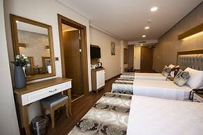 Eliza Hotel