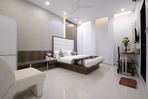 Hotel One up