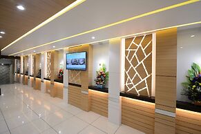 Hotel One up