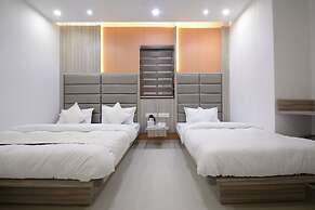 Hotel One up