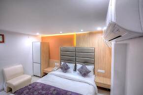 Hotel One up