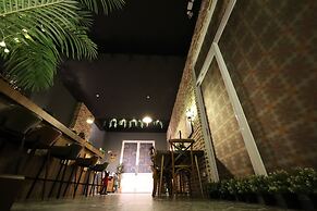 PENGHU LUCAI B&B