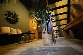 PENGHU LUCAI B&B