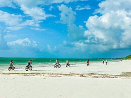 Ananda Beach Hotel