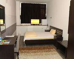 Terminal Hotel One