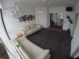 Terminal Hotel One