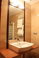 Tremazal Hotel