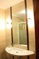 Tremazal Hotel