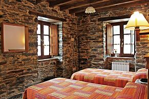 Apartamentos El Llago