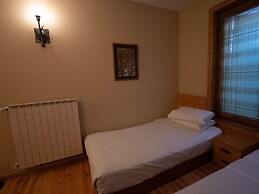 Natyral Razma Resort