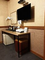 Motel Good Guy