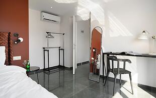 24K Athena Suites