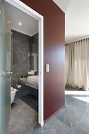 24K Athena Suites