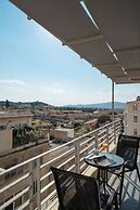 24K Athena Suites