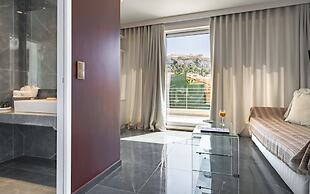 24K Athena Suites