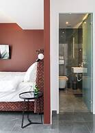 24K Athena Suites