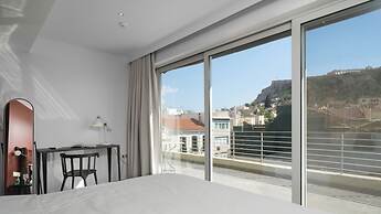 24K Athena Suites
