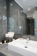 24K Athena Suites