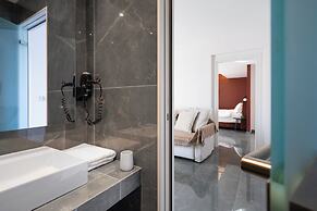 24K Athena Suites