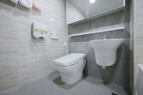 Elysian Hotel