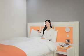 Elysian Hotel
