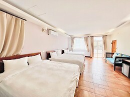 Li Ting B&B