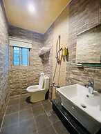 Li Ting B&B