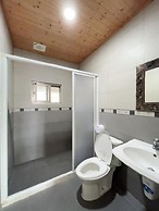 Li Ting B&B