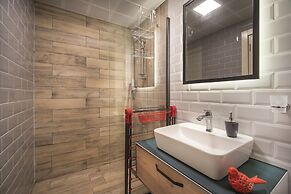 Meyde Boutique & Suites