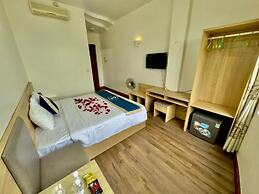 Cat Ba Plaza Hotel