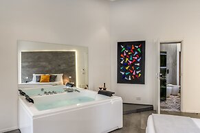 Gallery Suite Naples