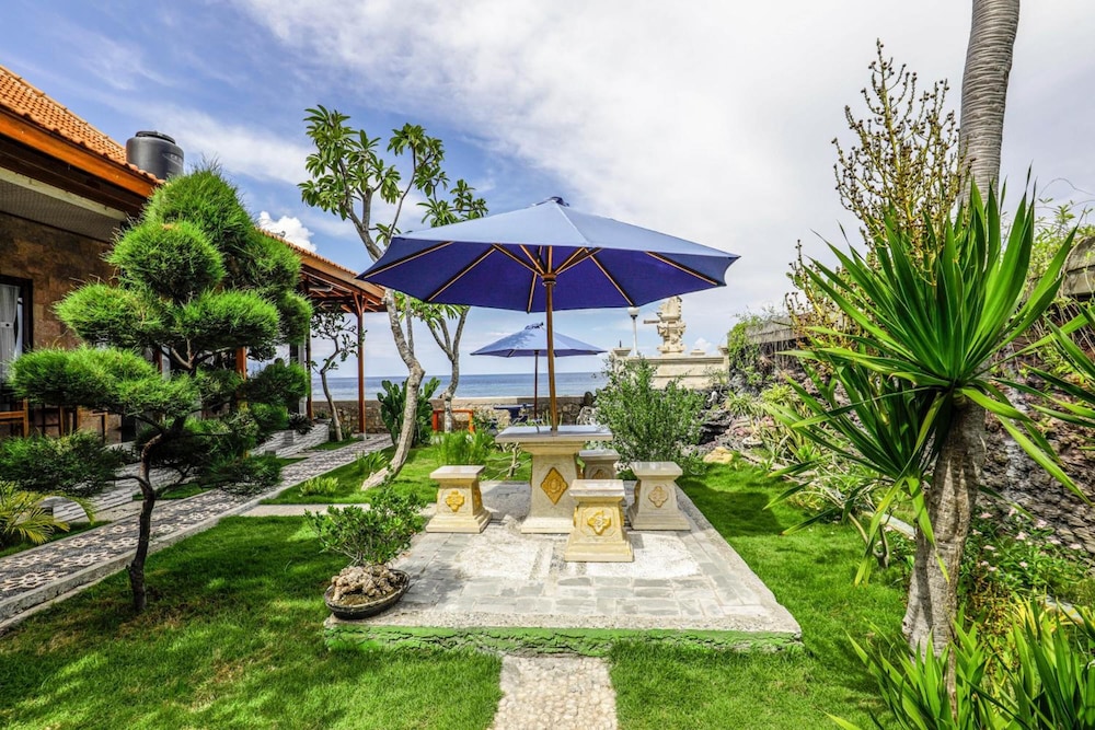 Swan Beach Inn