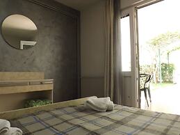 Three Bedroom Apartment With Garden