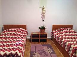 IRIS mini hotel