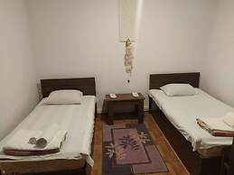 IRIS mini hotel