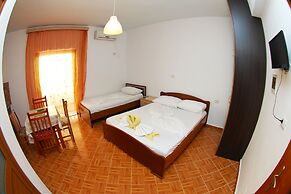 Vila Renato