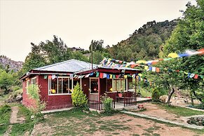 Triund Camps Riverside Resort