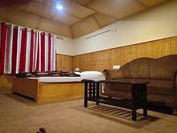 Triund Camps Riverside Resort