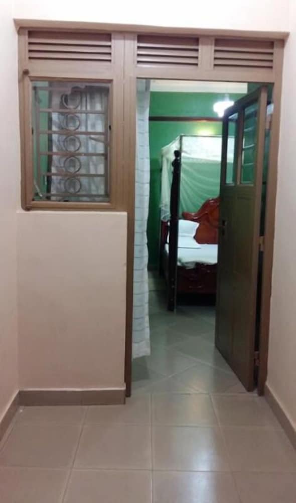 Rates Motel