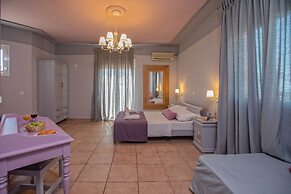 Pelagos Apartments